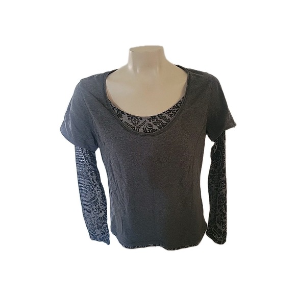 DANSKIN  Floral Print Layered Blouse L Comfort Workout Relaxed Long Sleeve  Comf - Picture 1 of 5